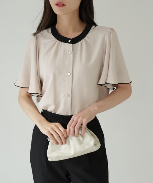 tocco closet(トッコ クローゼット)の「【ZOZO限定】前後2WAY配色フレアスリーブブラウス(シャツ/ブラウス・レディース・ブラック/ベージュ/オフホワイト・M)」の11枚目の写真