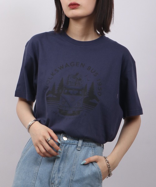Volkswagen(フォルクスワーゲン)の「Volkswagen プリントクルーネック半袖Tシャツ(Tシャツ/カットソー・メンズ・ベージュ/インディゴブルー/ライトブルー・M/XL/L)」の10枚目の写真