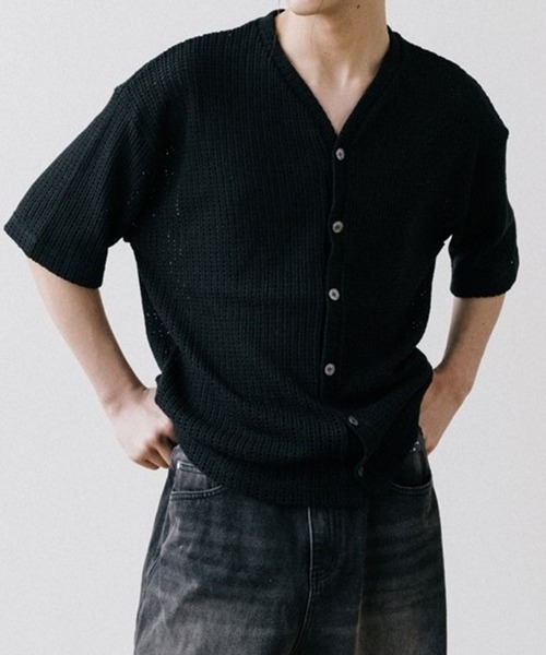 ALAND(エーランド)の「VASTIC/Half Knit カーディガン 2967028(カーディガン/ボレロ・メンズ・ブラック/アイボリー・MEDIUM/LARGE)」の2枚目の写真