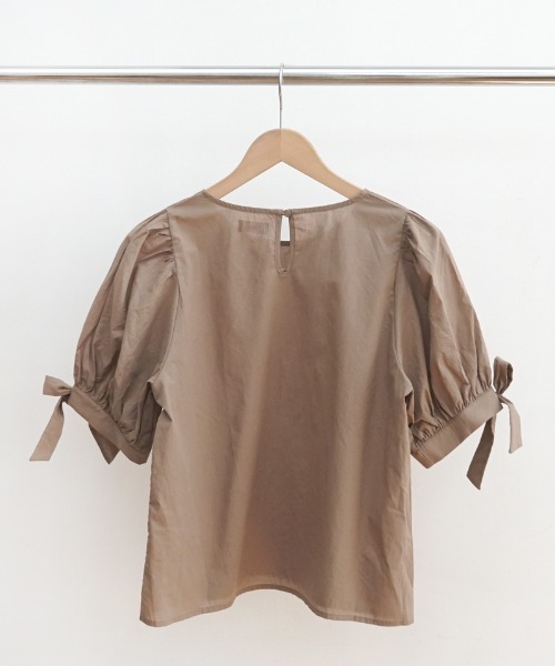 flower（フラワー）の「リボンカフブラウス（シャツ/ブラウス・レディース・ブラウン/ベージュ・FREE）」の11枚目の写真