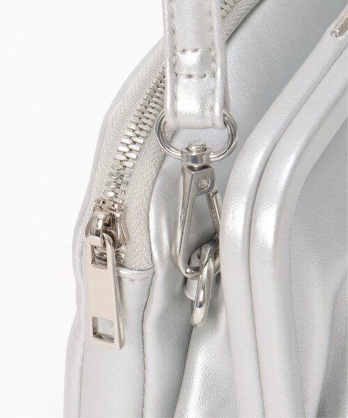 VENCEEXCHANGE（ヴァンスエクスチェンジ）の「クララショルダーバッグ（ショルダーバッグ・レディース・ブラック/ベージュ/オフホワイト/シルバー/ブラウン/グレー・FREE）」の15枚目の写真