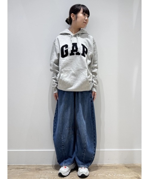GAPアーチロゴ パーカー(ユニセックス)（パーカー）｜GAP（ギャップ