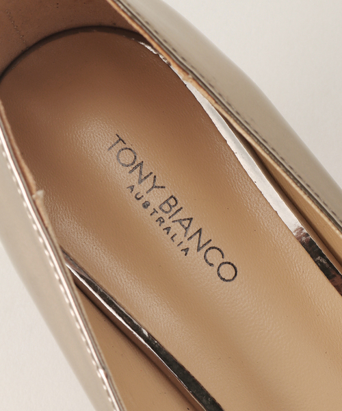 Spick & Span（スピックアンドスパン）の「≪一部店舗+WEB限定≫【TONY BIANCO/トニービアンコ】プレーンパンプス（パンプス・レディース・シルバー・36/37/38）」の9枚目の写真