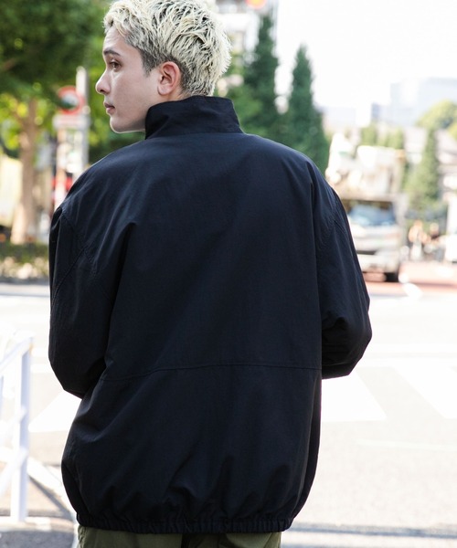 WEGO(ウィゴー)の「WEGO/ナイロントラックジャケット(ブルゾン・メンズ・カーキ/ブラック/ライトグレー/ダークグレー・LARGE/MEDIUM)」の16枚目の写真