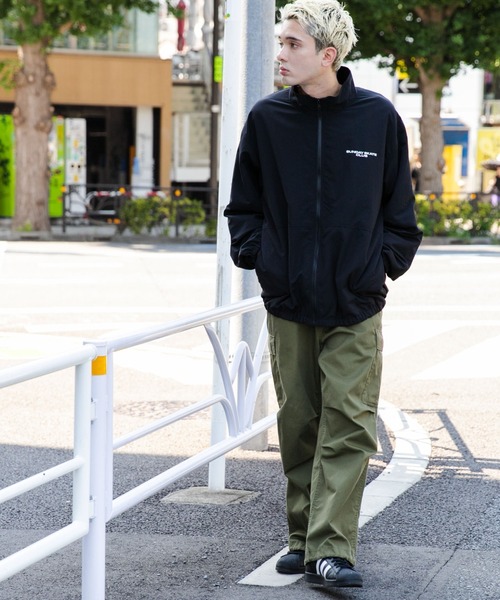 WEGO(ウィゴー)の「WEGO/ナイロントラックジャケット(ブルゾン・メンズ・カーキ/ブラック/ライトグレー/ダークグレー・LARGE/MEDIUM)」の17枚目の写真
