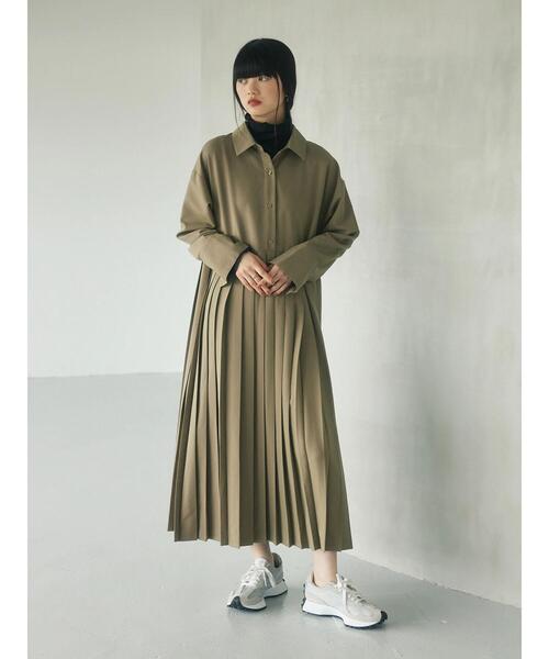Green　Parks（グリーンパークス）の「a.　プリーツシャツワンピース（シャツワンピース・レディース・グレー/ベージュ・FREE）」の4枚目の写真
