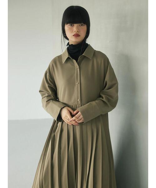 Green　Parks（グリーンパークス）の「a.　プリーツシャツワンピース（シャツワンピース・レディース・グレー/ベージュ・FREE）」の17枚目の写真