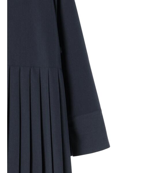 Green　Parks（グリーンパークス）の「a.　プリーツシャツワンピース（シャツワンピース・レディース・グレー/ベージュ・FREE）」の22枚目の写真