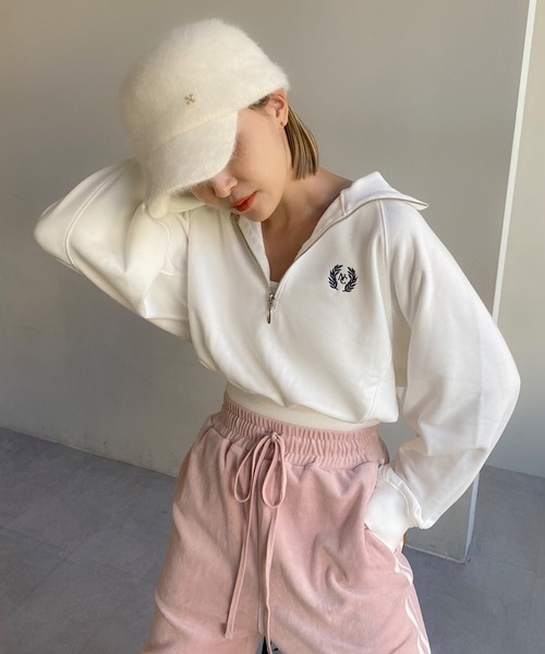 one after another NICE CLAUP（ワンアフターアナザーナイスクラップ）の「エンブレム付きシャギーキャップ（キャップ・レディース・ブラック/アイボリー・FREE）」の12枚目の写真