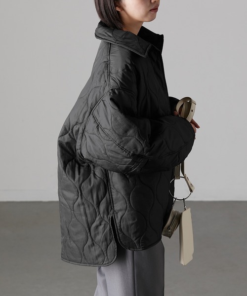 r.（アールドット）の「リップストップ ステンカラーキルトコート（ステンカラーコート・レディース・ベージュ/ブラック/カーキ/アイボリー・FREE）」の16枚目の写真