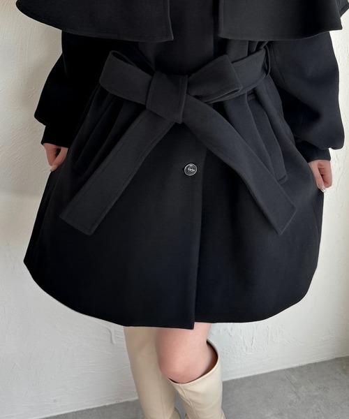 shrita（シュリータ）の「【shrita】ケープカラーコート（その他アウター・キッズ・ベージュ/ブラック・L/M）」の3枚目の写真