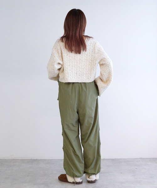 w closet（ダブルクローゼット）の「イージーカーゴパンツ（カーゴパンツ・レディース・カーキ/ブラック/オフホワイト・FREE）」の22枚目の写真