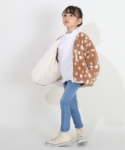 BABYDOLL（ベビードール）の「通販限定 ボア×キルト リバーシブル 中綿ブルゾン 8667K（ダウンジャケット/コート・キッズ・ベージュ/ナチュラル/サンドベージュ/ダークブラウン系/オフホワイト・130cm/110cm/100cm/150cm/140cm/90cm/120cm）」の22枚目の写真