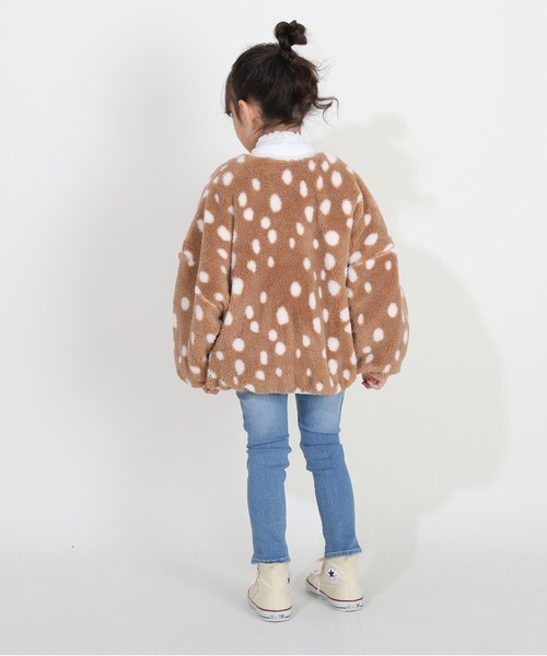 BABYDOLL（ベビードール）の「通販限定 ボア×キルト リバーシブル 中綿ブルゾン 8667K（ダウンジャケット/コート・キッズ・ベージュ/ナチュラル/サンドベージュ/ダークブラウン系/オフホワイト・130cm/110cm/100cm/150cm/140cm/90cm/120cm）」の21枚目の写真