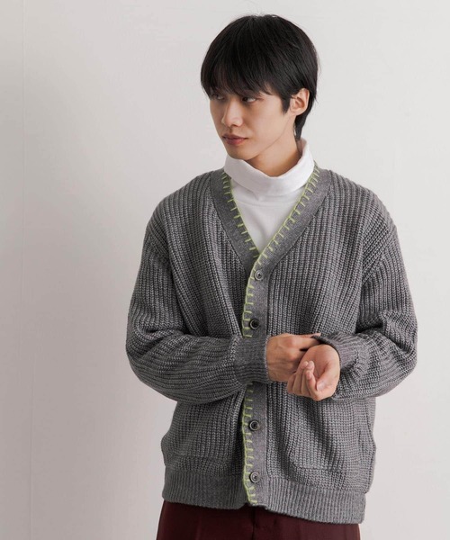 SENSE OF PLACE by URBAN RESEARCH（センスオブプレイスバイアーバンリサーチ）の「『ユニセックス』ハンドステッチVネックカーディガン（カーディガン/ボレロ・メンズ・ブラック/グレー/ブラウン・MEDIUM/LARGE）」の18枚目の写真