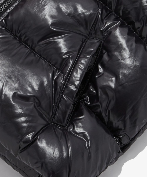 THE NORTH FACE（ザノースフェイス）の「国内未発売 THE NORTH FACE(ザ・ノースフェイス)/軽量 グロッシー ダウンベスト/W'S GLOSSY DOWN VEST（ダウンベスト・レディース・ブラック/ホワイト/ブラウン・S/M/L）」の14枚目の写真