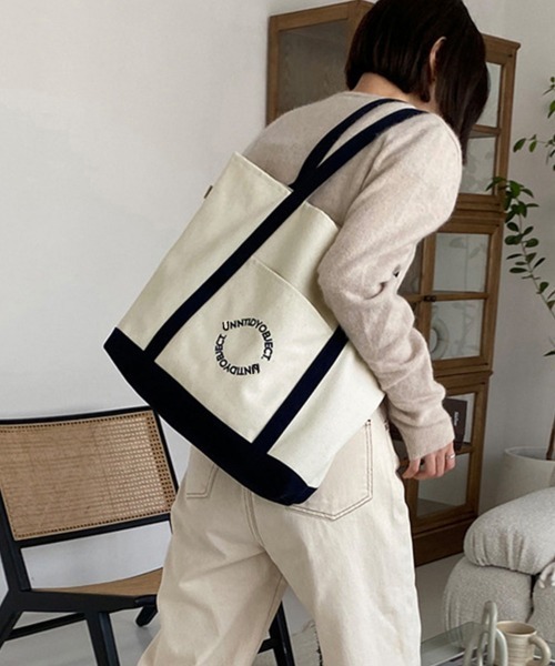Miniministore(ミニミニストア)の「トートバッグ レディースキャンバスバッグ(トートバッグ・レディース・ブラック/ネイビー・フリー)」の4枚目の写真