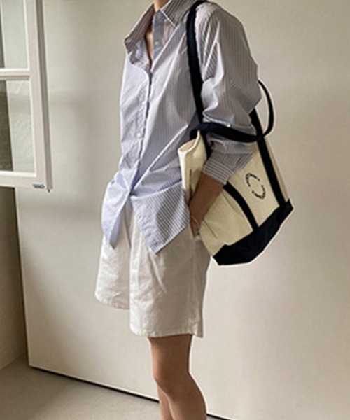 Miniministore(ミニミニストア)の「トートバッグ レディースキャンバスバッグ(トートバッグ・レディース・ブラック/ネイビー・フリー)」の7枚目の写真