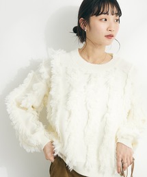 ボリュームフリンジニットプルオーバー