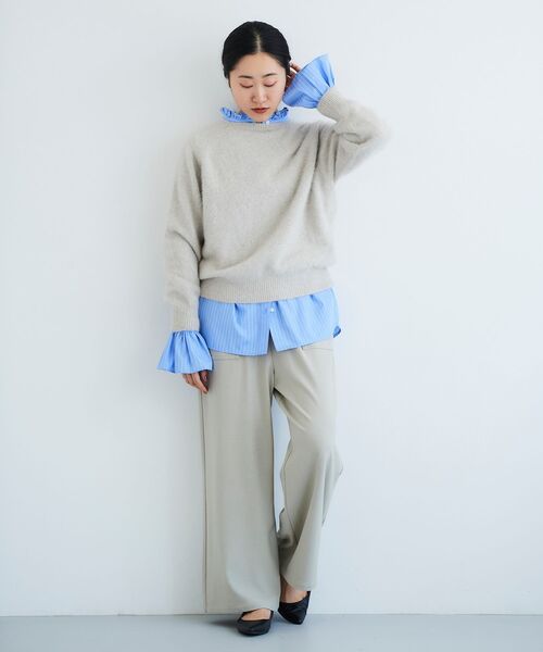 le.coeur blanc（ルクールブラン）の「フリルネック前釦ブラウス（シャツ/ブラウス・レディース・オフホワイト/ホワイト系その他/ブルー系その他2・38）」の18枚目の写真