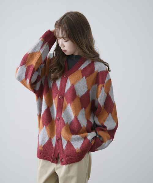 improves(インプローブス)の「ダイヤアーガイル柄 シャギー加工 カーディガン(カーディガン/ボレロ・メンズ・グリーン/ワイン/ブラック・MEDIUM/LARGE/X-LARGE)」の15枚目の写真