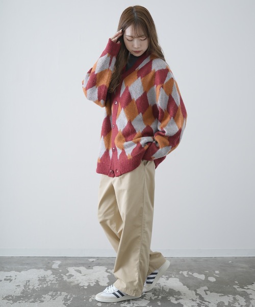 improves(インプローブス)の「ダイヤアーガイル柄 シャギー加工 カーディガン(カーディガン/ボレロ・メンズ・グリーン/ワイン/ブラック・MEDIUM/LARGE/X-LARGE)」の18枚目の写真