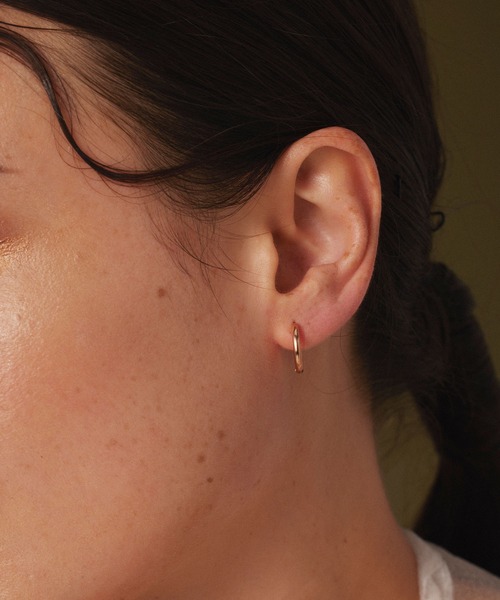 CENE（セネ）の「【CENE】セネ/ワンタッチループピアス14mm（ピアス（両耳用）・レディース・シルバー/ピンクゴールド/ゴールド・FREE）」の20枚目の写真