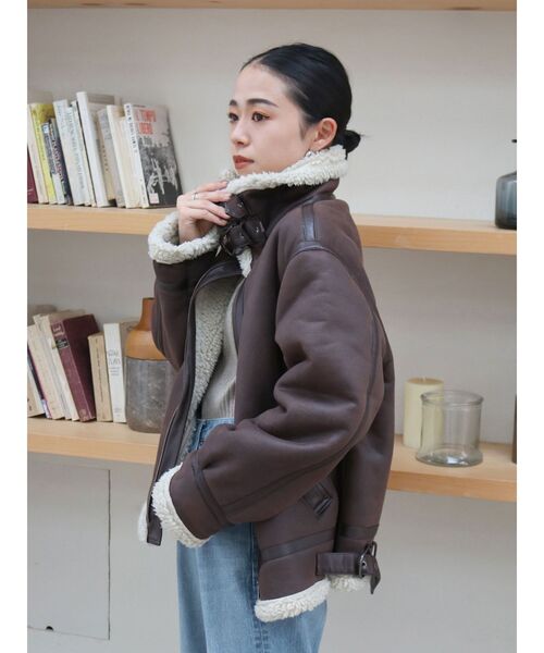 Ungrid（アングリッド）の「フェイクムートンボアブルゾン（ブルゾン・レディース・ブラック/ダークブラウン・SMALL/MEDIUM）」の20枚目の写真