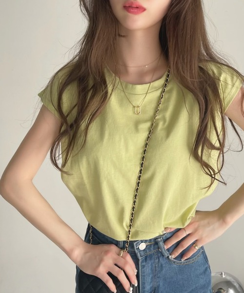 Ada.(エイダ)の「フレンチスリーブ テールカット カットソー(Tシャツ/カットソー・レディース・オフホワイト/ブラック/グリーン系その他/チャコール・FREE)」の4枚目の写真