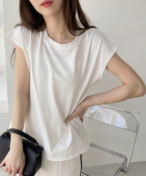 Ada.(エイダ)の「フレンチスリーブ テールカット カットソー(Tシャツ/カットソー・レディース・オフホワイト/ブラック/グリーン系その他/チャコール・FREE)」の2枚目の写真