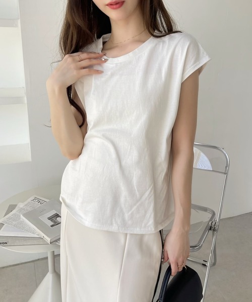 Ada.(エイダ)の「フレンチスリーブ テールカット カットソー(Tシャツ/カットソー・レディース・オフホワイト/ブラック/グリーン系その他/チャコール・FREE)」の6枚目の写真