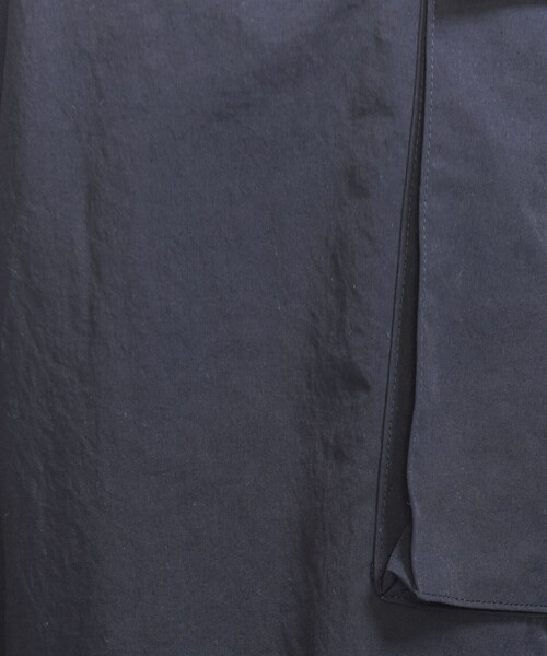 BEAUTY&YOUTH UNITED ARROWS(ビューティーアンドユースユナイテッドアローズ)の「ナイロン カーゴパンツ -ウォッシャブル-(カーゴパンツ・レディース・オフホワイト/ネイビー/ライム・M/S)」の15枚目の写真