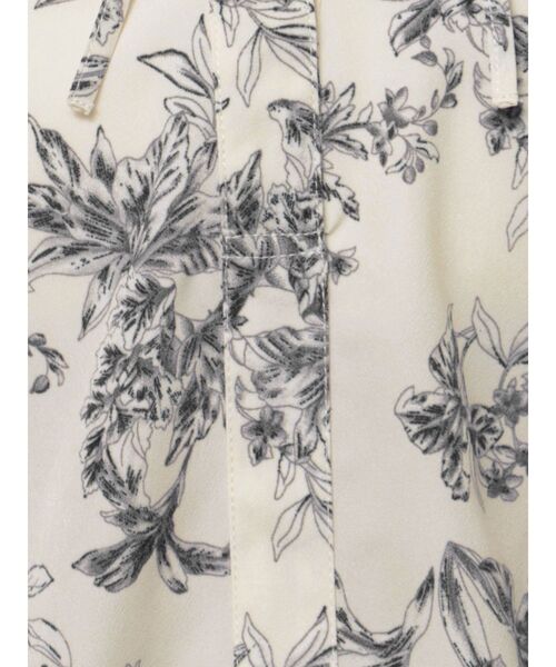 LAGUNAMOON（ラグナムーン）の「タックスリーブシフォンブラウス（シャツ/ブラウス・レディース・ライトグレー/アイボリー/ホワイト・FREE）」の13枚目の写真