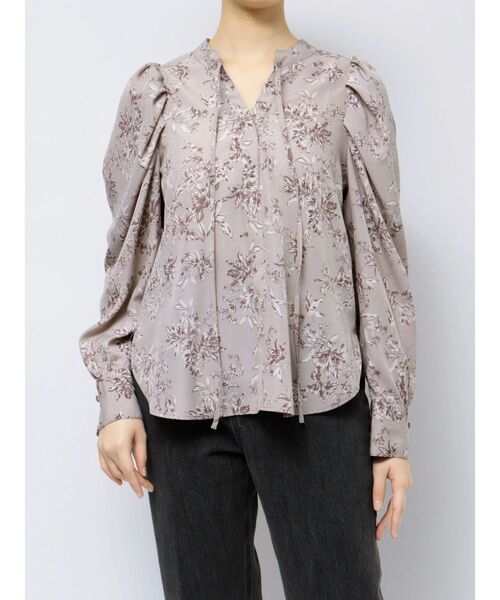 LAGUNAMOON（ラグナムーン）の「タックスリーブシフォンブラウス（シャツ/ブラウス・レディース・ライトグレー/アイボリー/ホワイト・FREE）」の16枚目の写真