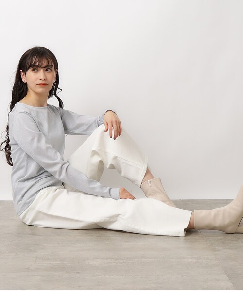 OPAQUE.CLIP（オペークドットクリップ）の「◆ラメジャージ ラウンドトップス【ストレッチ/洗濯機洗い可】（Tシャツ/カットソー・レディース・シルバー系5/サックスブルー系5/ベージュ系5・36/38/40/42）」の5枚目の写真