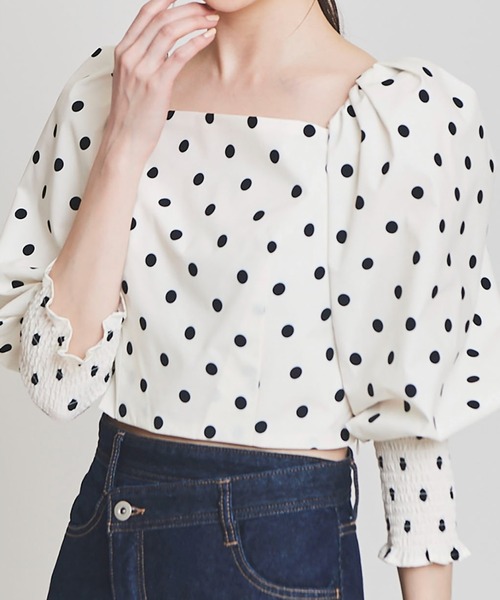 31 Sons de mode(トランテアン ソン ドゥ モード)の「シャーリングパフブラウス(シャツ/ブラウス・レディース・ライトグリーン/ホワイト×ブラック/ブラック・38/36)」の13枚目の写真