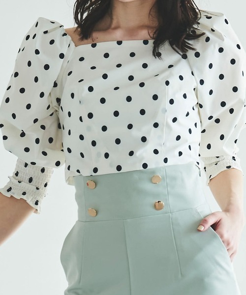 31 Sons de mode(トランテアン ソン ドゥ モード)の「シャーリングパフブラウス(シャツ/ブラウス・レディース・ライトグリーン/ホワイト×ブラック/ブラック・38/36)」の21枚目の写真