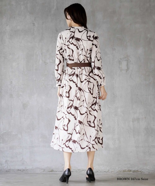 【セール】オフィスもデイリーもOK♪【洗えて華やか】配色プリント・フレアーワンピース（ワンピース）｜WHITE JOOLA（ホワイトジョーラ）