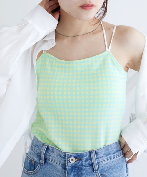 w closet（ダブルクローゼット）の「カップ付きキャミソール（キャミソール・レディース・ブラック/イエロー系その他/ピンク系その他/ブラック×ホワイト/オフホワイト・FREE）」の4枚目の写真