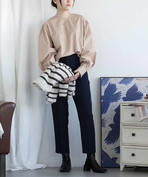 aimoha（アイモハ）の「ノーカラーボリューム袖ブラウス（シャツ/ブラウス・レディース・ブラック/カーキ/ベージュ/ホワイト・MEDIUM/LARGE）」の9枚目の写真