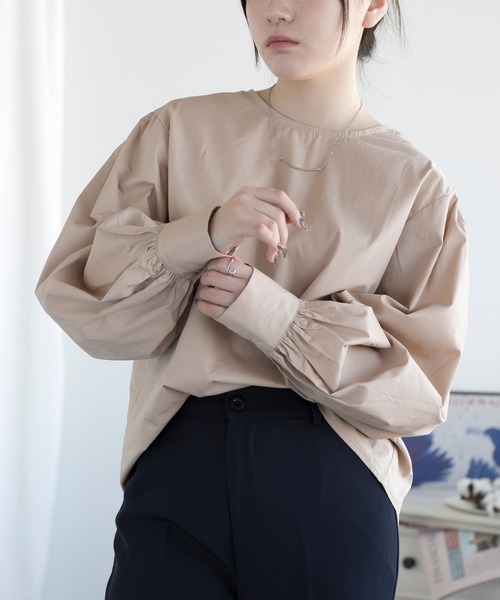 aimoha（アイモハ）の「ノーカラーボリューム袖ブラウス（シャツ/ブラウス・レディース・ブラック/カーキ/ベージュ/ホワイト・MEDIUM/LARGE）」の12枚目の写真