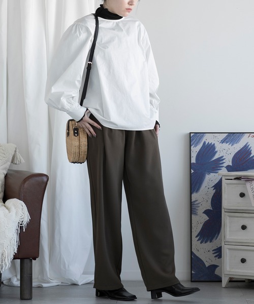 aimoha（アイモハ）の「ノーカラーボリューム袖ブラウス（シャツ/ブラウス・レディース・ブラック/カーキ/ベージュ/ホワイト・MEDIUM/LARGE）」の16枚目の写真