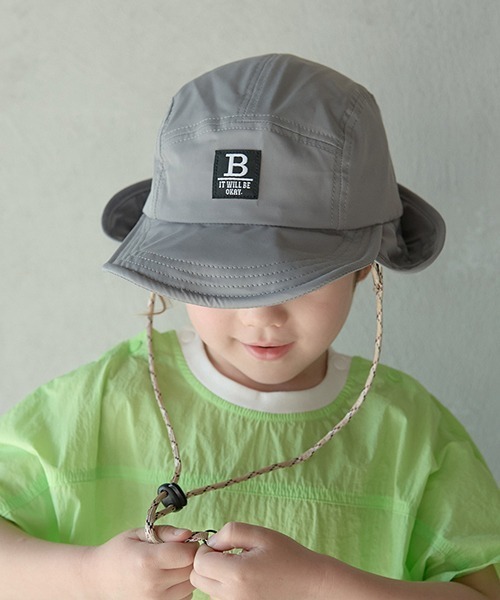 b・ROOM（ビールーム）の「日よけ付きサファリキャップ（キャップ・キッズ・グレー/ベージュ/ブラック・54cm）」の2枚目の写真