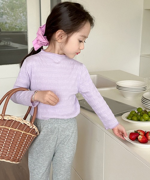 aimoha(アイモハ)の「【aimoha-KIDS-】シワ感長袖トップス(Tシャツ/カットソー・キッズ・オフホワイト/グリーン/ブルー/パープル/ピンク・90/100/110/120/130/140)」の13枚目の写真