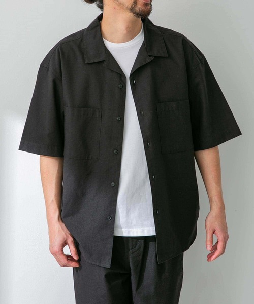 URBAN RESEARCH Sonny Label(アーバンリサーチサニーレーベル)の「『吸水速乾/接触冷感/イージーケア』マルチ機能リサイクルファブリックオープンカラーシャツ(シャツ/ブラウス・メンズ・ネイビー/カーキ/ブラック・MEDIUM/LARGE)」の2枚目の写真