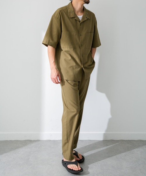 URBAN RESEARCH Sonny Label(アーバンリサーチサニーレーベル)の「『吸水速乾/接触冷感/イージーケア』マルチ機能リサイクルファブリックオープンカラーシャツ(シャツ/ブラウス・メンズ・ネイビー/カーキ/ブラック・MEDIUM/LARGE)」の7枚目の写真