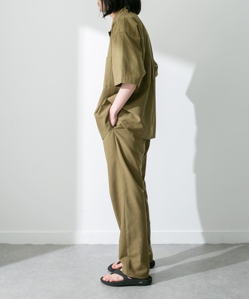 URBAN RESEARCH Sonny Label(アーバンリサーチサニーレーベル)の「『吸水速乾/接触冷感/イージーケア』マルチ機能リサイクルファブリックオープンカラーシャツ(シャツ/ブラウス・メンズ・ネイビー/カーキ/ブラック・MEDIUM/LARGE)」の12枚目の写真