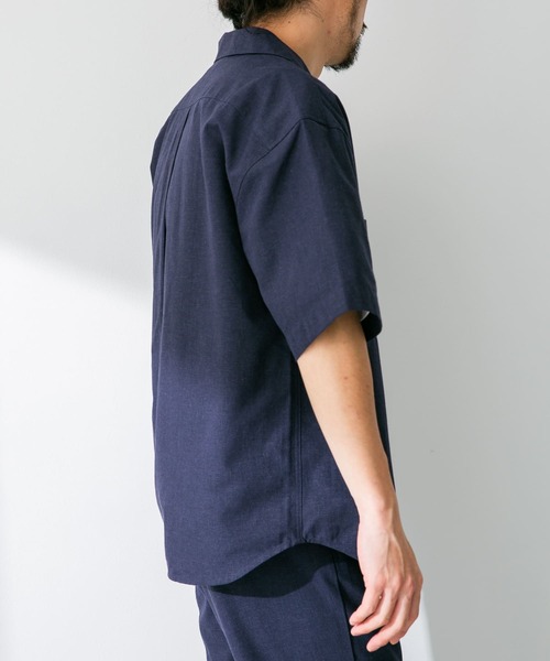 URBAN RESEARCH Sonny Label(アーバンリサーチサニーレーベル)の「『吸水速乾/接触冷感/イージーケア』マルチ機能リサイクルファブリックオープンカラーシャツ(シャツ/ブラウス・メンズ・ネイビー/カーキ/ブラック・MEDIUM/LARGE)」の17枚目の写真