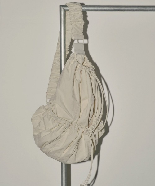 TODAYFUL（トゥデイフル）の「TODAYFUL Nylon Gather Bag