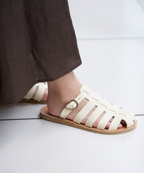 IENA LA BOUCLE（イエナラブークル）の「【ANCIENT GREEK SANDALS/エインシャント グリーク サンダル】COSMIA サンダル（サンダル・レディース・ホワイト・36/37/38/39）」の2枚目の写真
